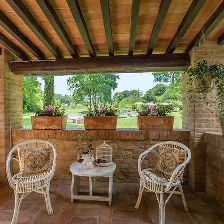 Il Molinaccio 14&2, Emma Villa Montepulciano