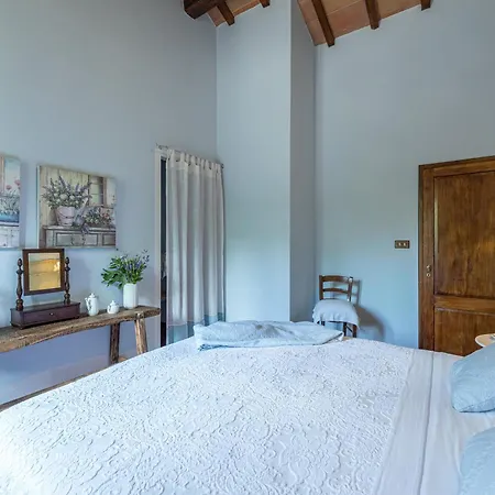 Villa Il Molinaccio 14&2, Emma *