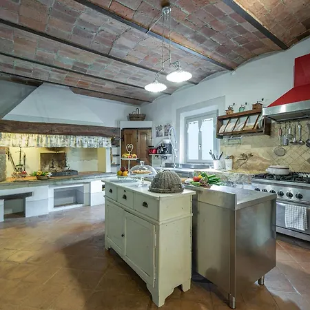 Il Molinaccio 14&2, Emma